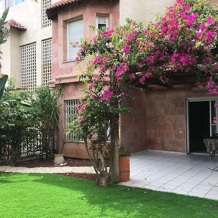 אפרטהוטל רחובות Pool & Garden מראה חיצוני תמונה